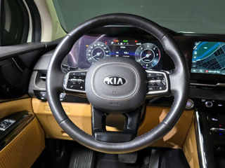 KIA Carnival foto 12