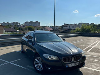 BMW 5 Series foto 1