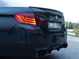 BMW 5 Series foto 5