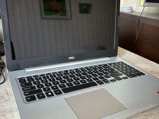 Laptop dell inspiron 5570