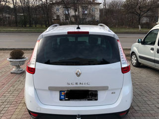 Renault Scenic foto 8