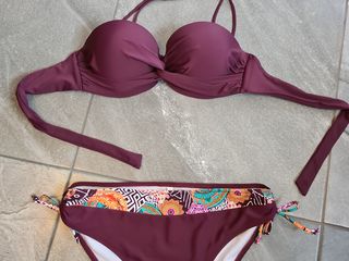 Costum de baie foto 1