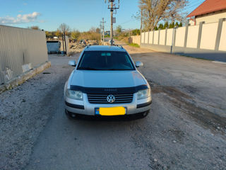 Volkswagen Passat foto 4