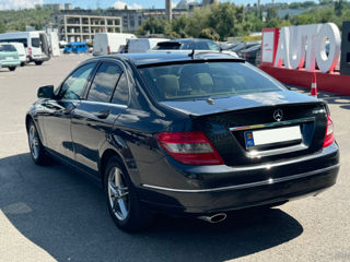 Mercedes C-Class foto 7