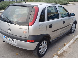 Opel Corsa foto 4