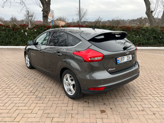 Ford Focus foto 7