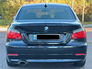 BMW 5 Series foto 5