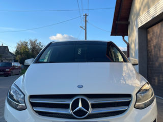 Mercedes B-Class foto 3