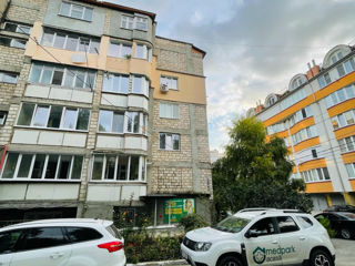 Spațiu nelocativ 30m2 - 28 999 Euro. Intrare separată. Buicani, str. Cornului foto 4