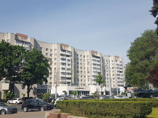 Apartament cu 3 camere, 70 m², Centru, Chișinău