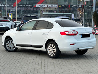 Renault Fluence foto 5