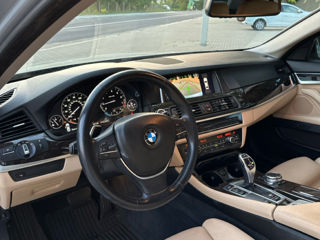 BMW 5 Series foto 7