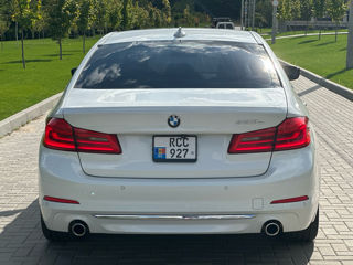 BMW 5 Series foto 6