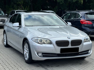 BMW 5 Series foto 4