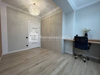 Apartament cu 3 camere, 76 m², Buiucani, Chișinău foto 7