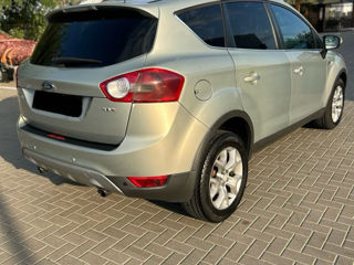 Ford Kuga foto 8