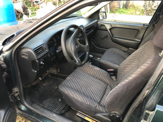 Opel Vectra 1992 Piese,1,6 benzin foto 5