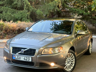 Volvo S80 foto 1