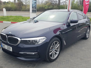 BMW 5 Series foto 1