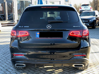 Mercedes GLC foto 7