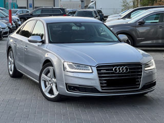 Audi A8 foto 4