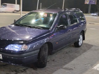 Renault Laguna foto 5