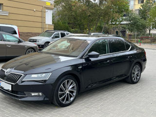 Skoda Superb фото 1