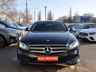 Mercedes E-Class foto 2