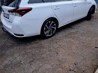 Toyota Auris foto 6