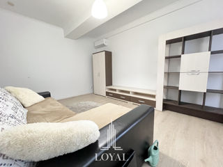 Apartament cu 2 camere, 62 m², Centru, Chișinău foto 2