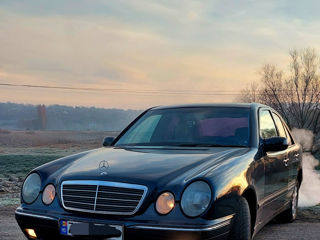 Mercedes E-Class