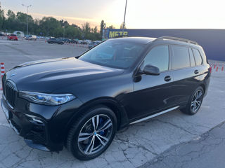 BMW X7 foto 3