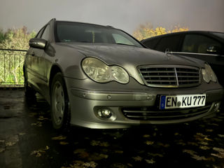 Mercedes C-Class foto 6