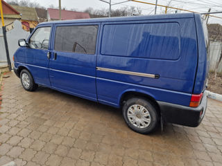 Volkswagen Transporter foto 2