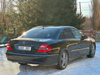 Mercedes E-Class foto 4