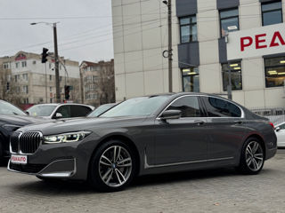 BMW 7 Series foto 3