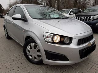 Chevrolet Aveo foto 1