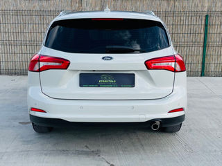 Ford Focus foto 6