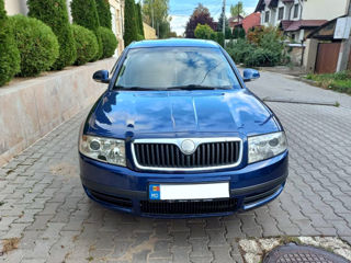 Skoda Superb foto 3