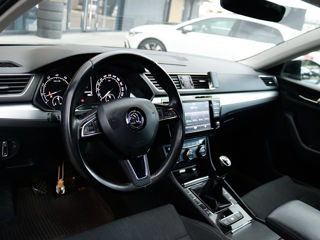 Skoda Superb foto 8