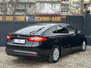 Ford Mondeo foto 6