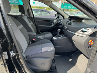 Renault Grand Scenic foto 7