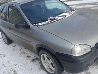 Opel Corsa foto 2