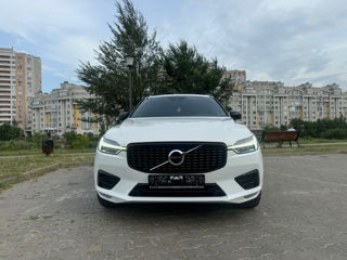 Volvo XC60 foto 2