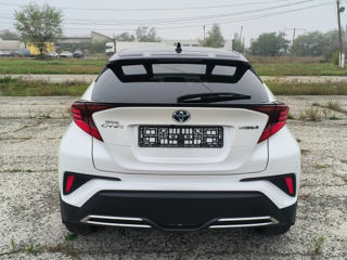 Toyota C-HR foto 7