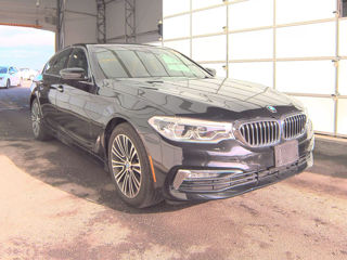 BMW 5 Series foto 3