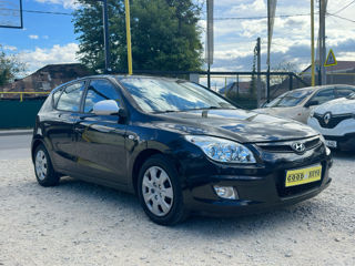 Hyundai i30 foto 1