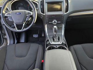 Ford S-Max foto 6