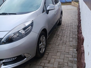 Renault Grand Scenic foto 3