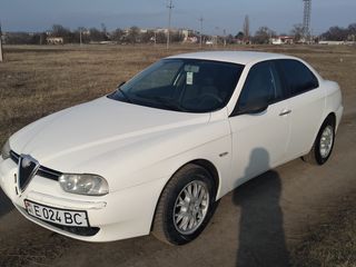 Alfa Romeo 156 foto 1